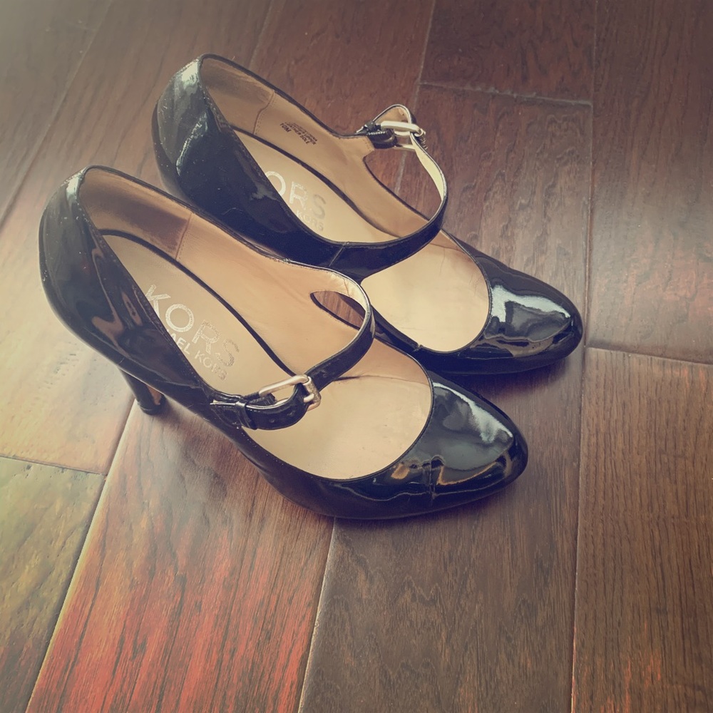 Michael Kors black patent leather Mary Jane pumps
